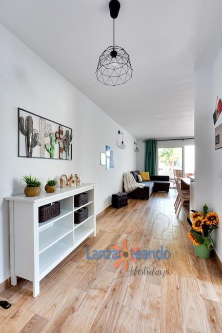 Vivienda Vacacional Cactus Costa Teguise Exterior photo
